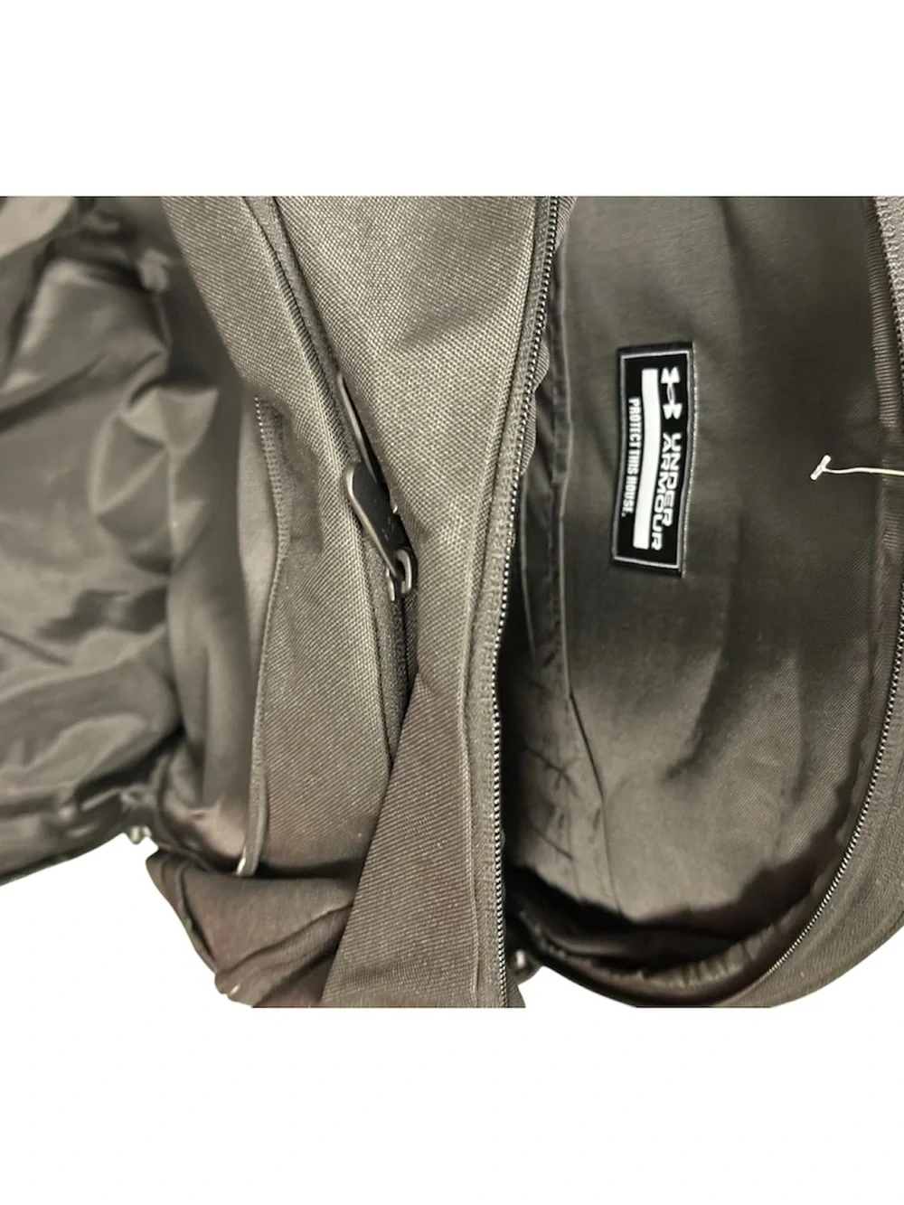 Under Armour Black Chelsea Piers Fitness Daypack Backpack